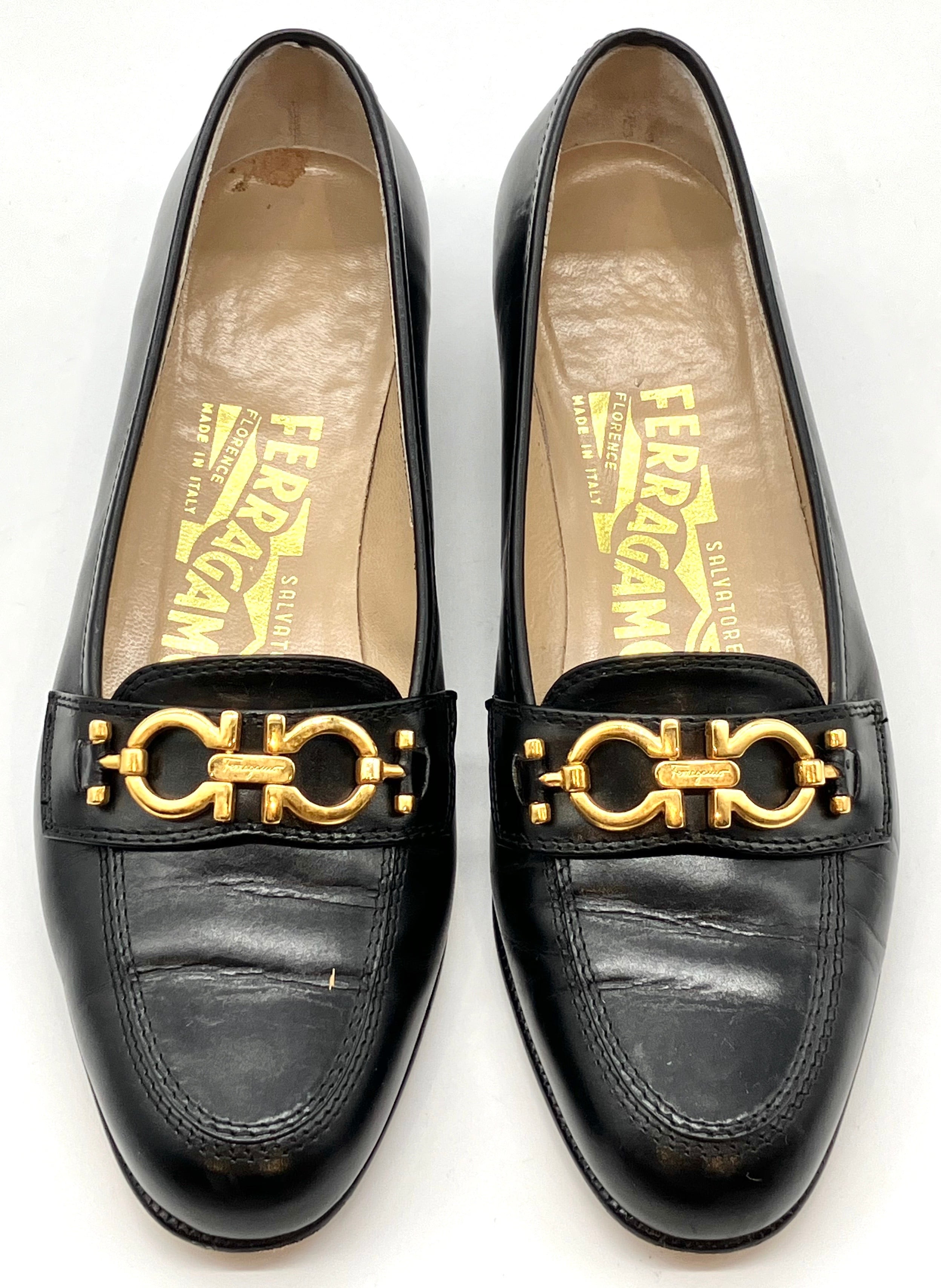 OLD FERRAGAMO(オールドフェラガモ)ブラックレザー×ゴールド OLD FERRAGAMO(オールドフェラガモ)ブラックレザー×ゴールド