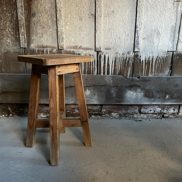 square small stool