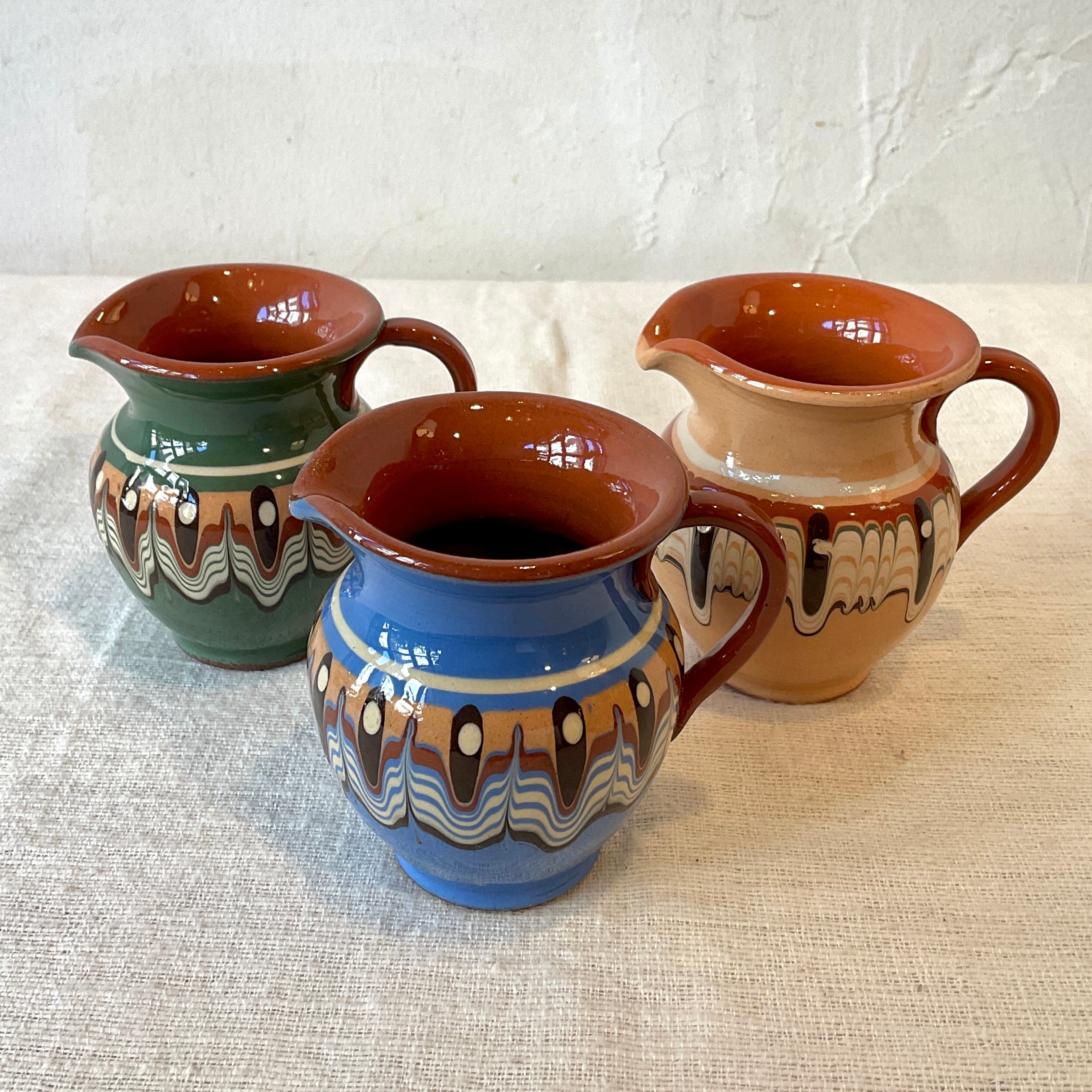 【ブルガリア陶器】トロヤン陶器のミニピッチャー(青・緑・黄)