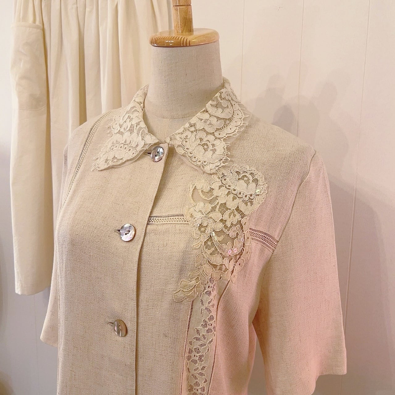 lace collar linen beige one-piece