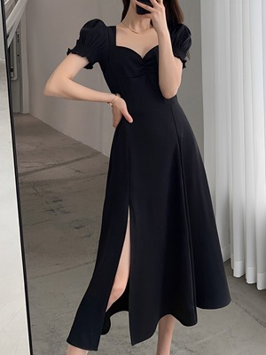 heart neck puff sleeve slit dress.3118