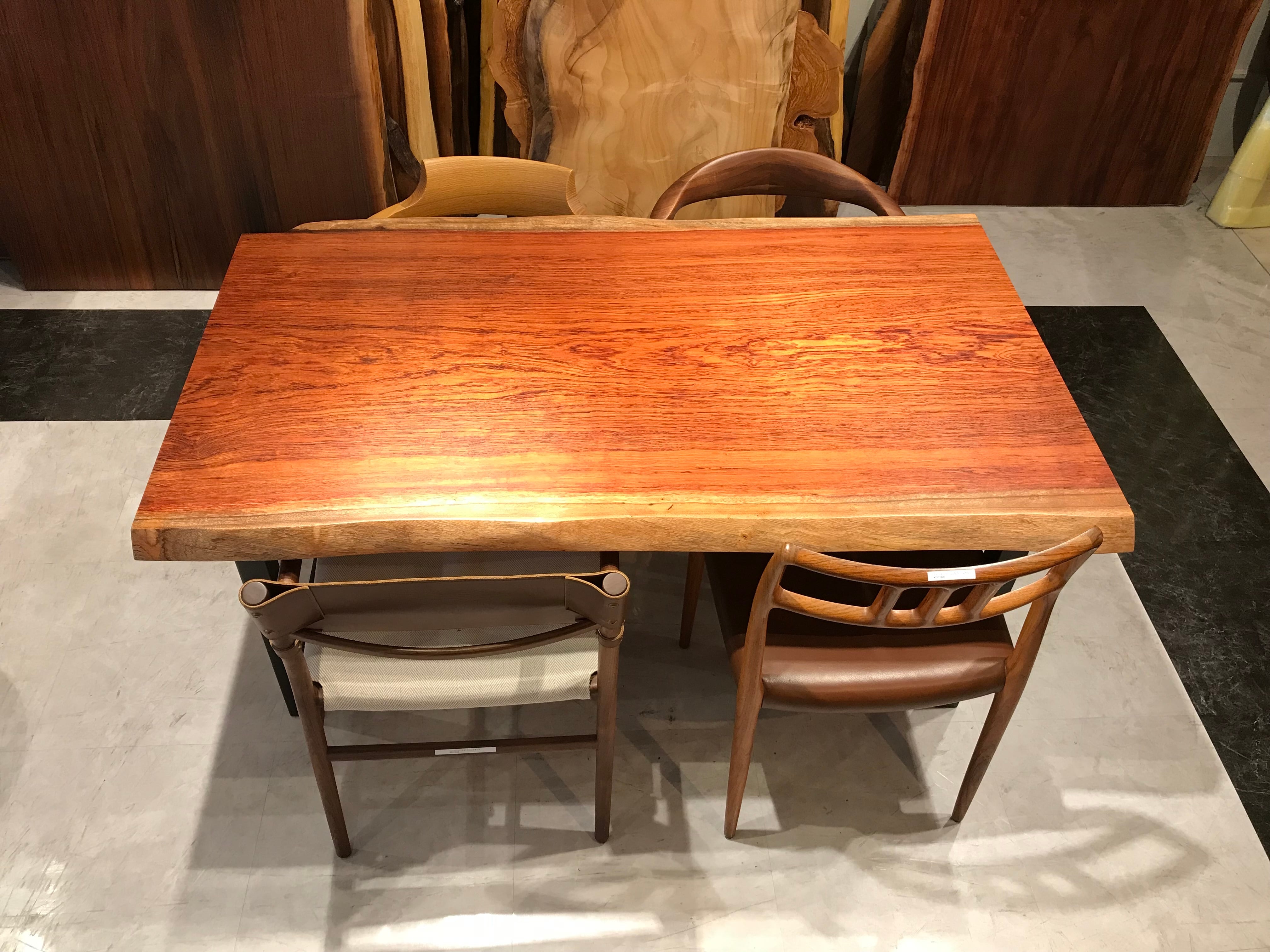 ブビンガ_1450×830×43_横浜元町店_テーブル天板/一枚板 262690 t001