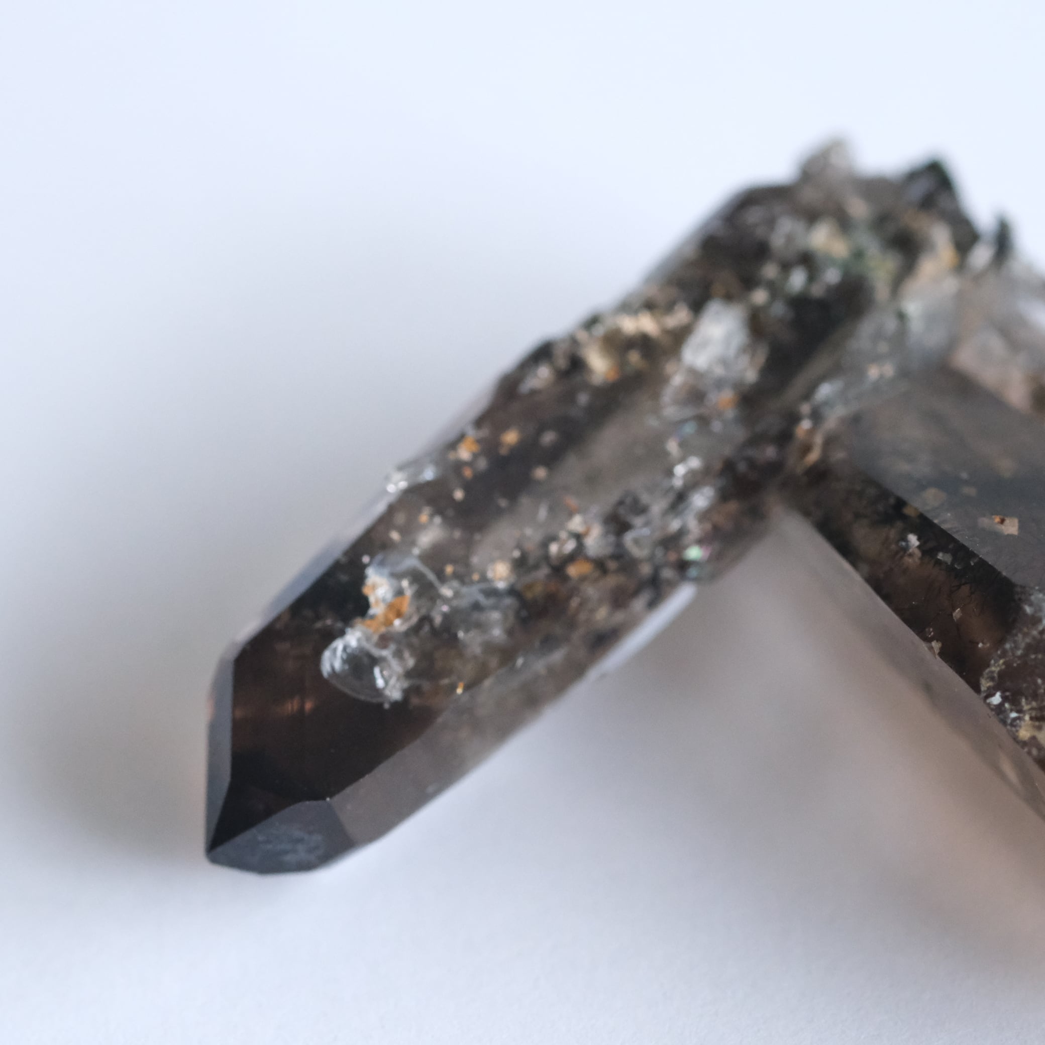 スモーキークォーツの原石 〇 煙水晶 | ふれる