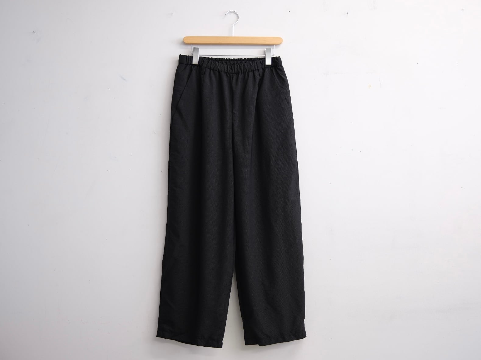 TEATORA” WALLET PANTS HOTEL - GG #GRID BLACK” | Lapel online store
