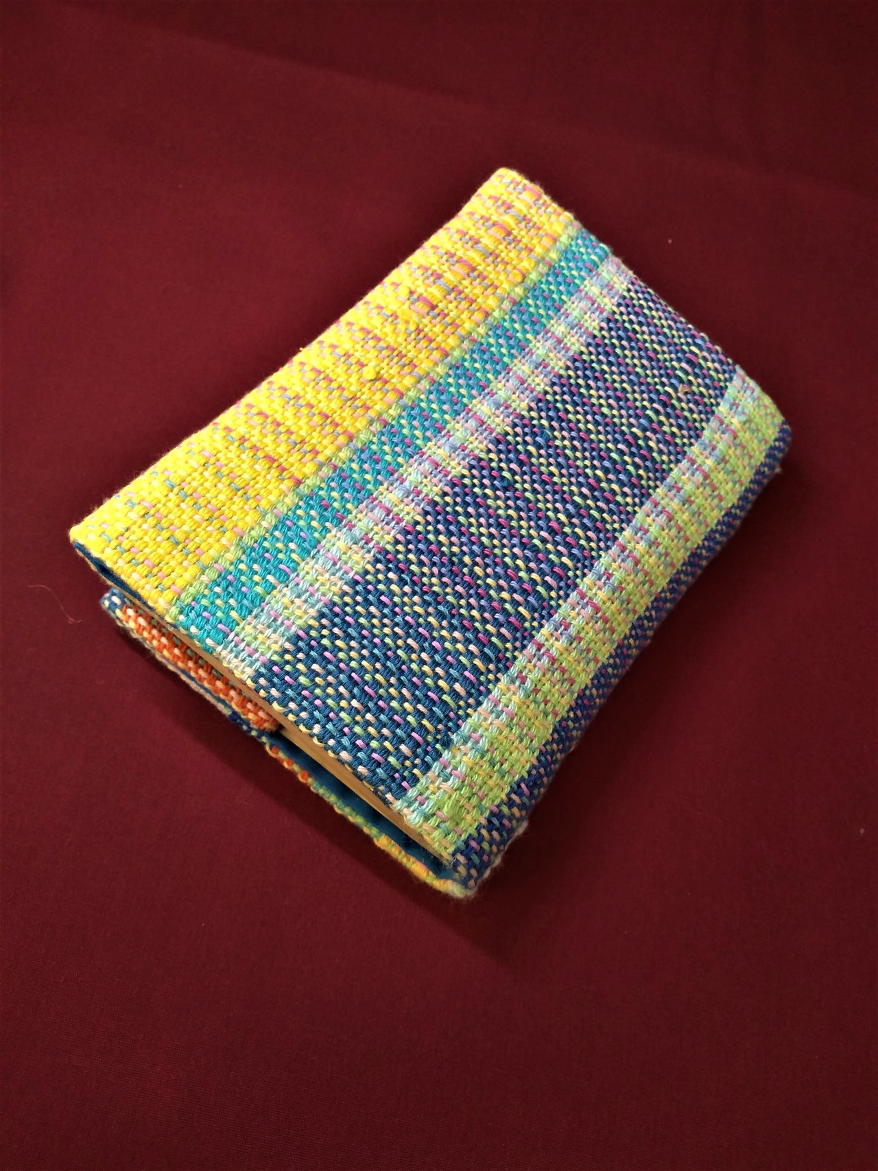 綿糸手織り手縫いブックカバー(文庫本サイズ)