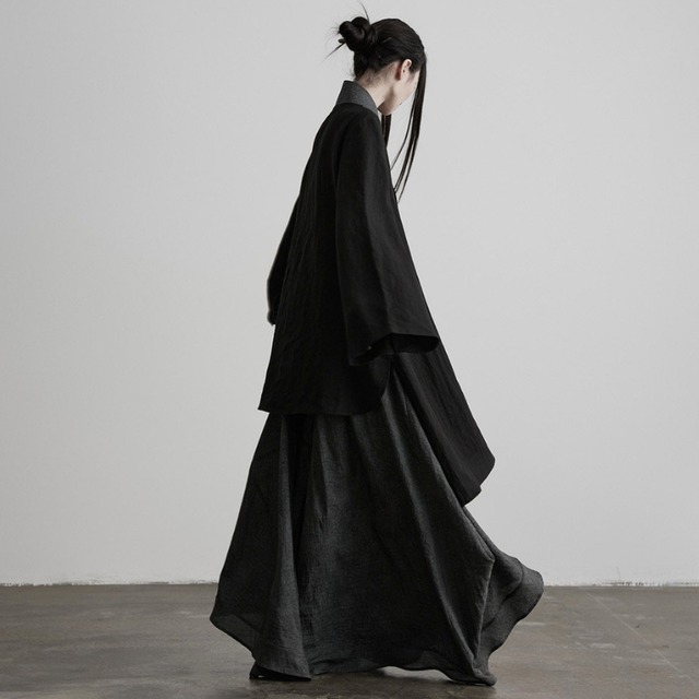 Draped collar sleeveless one pieceC1537