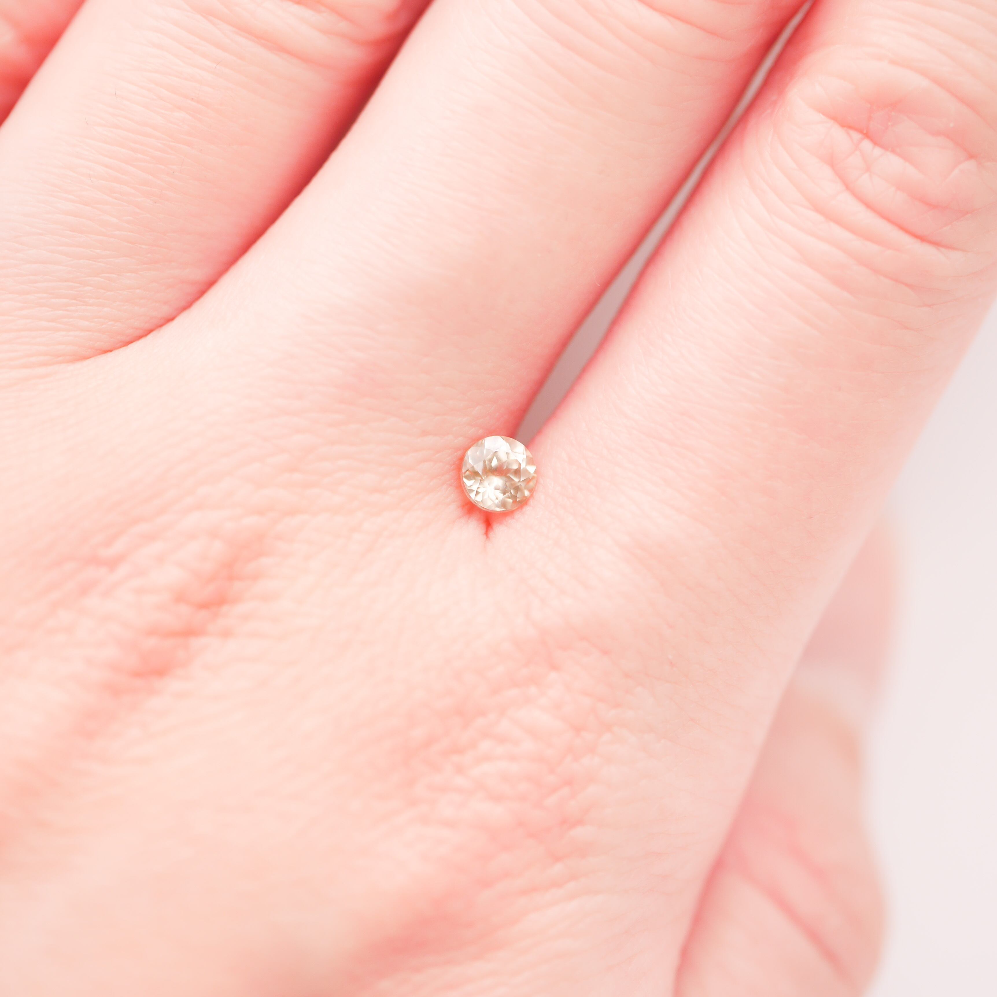 イエロージルコン 0.46ct | minamogem