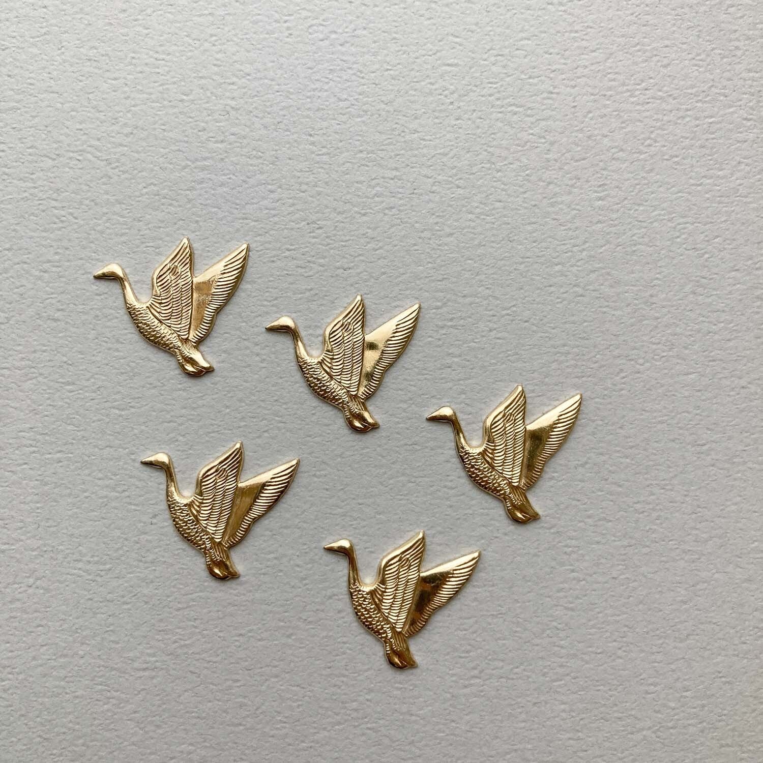 最終入荷〉USA真鍮 飛び立つアヒルパーツ | Dua-アクセサリーパーツ