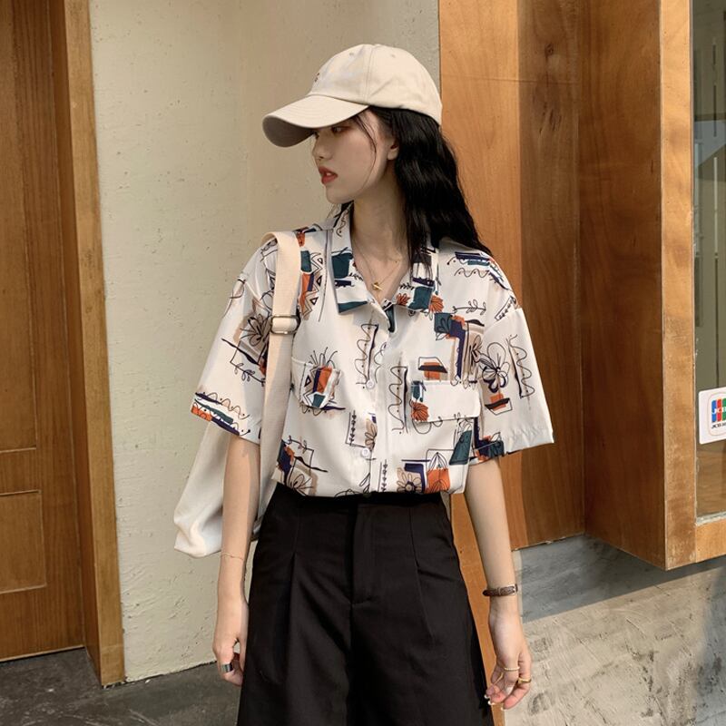 スタンダードスタイルシャツ レッドサマートップス レトロ ストリート 夏物 試着室16767802192