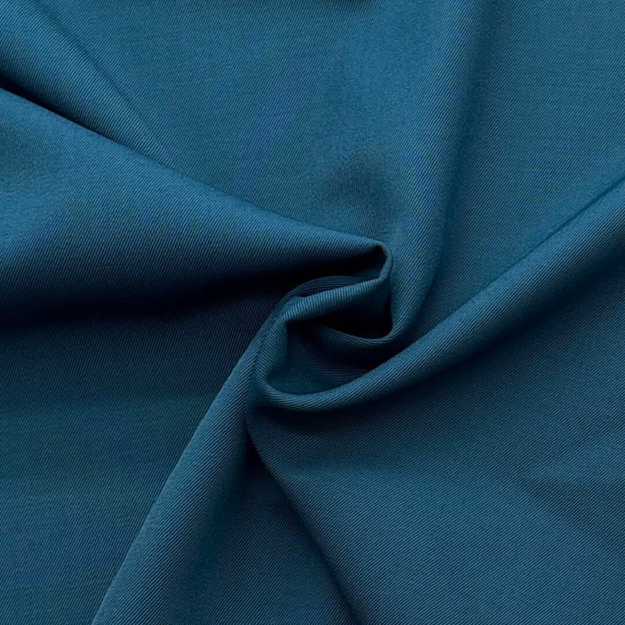 ★TC779◆2ｍ◆ウールポリエステル混AW向きツイル生地生地◆濃ブルー