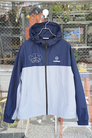 Pokémon(ポケモン)× Avail(アベイル)ワッカネズミ ウィンドブレーカー(マウンテンパーカー) ネイビー×ライトグレー M(実寸L相当)