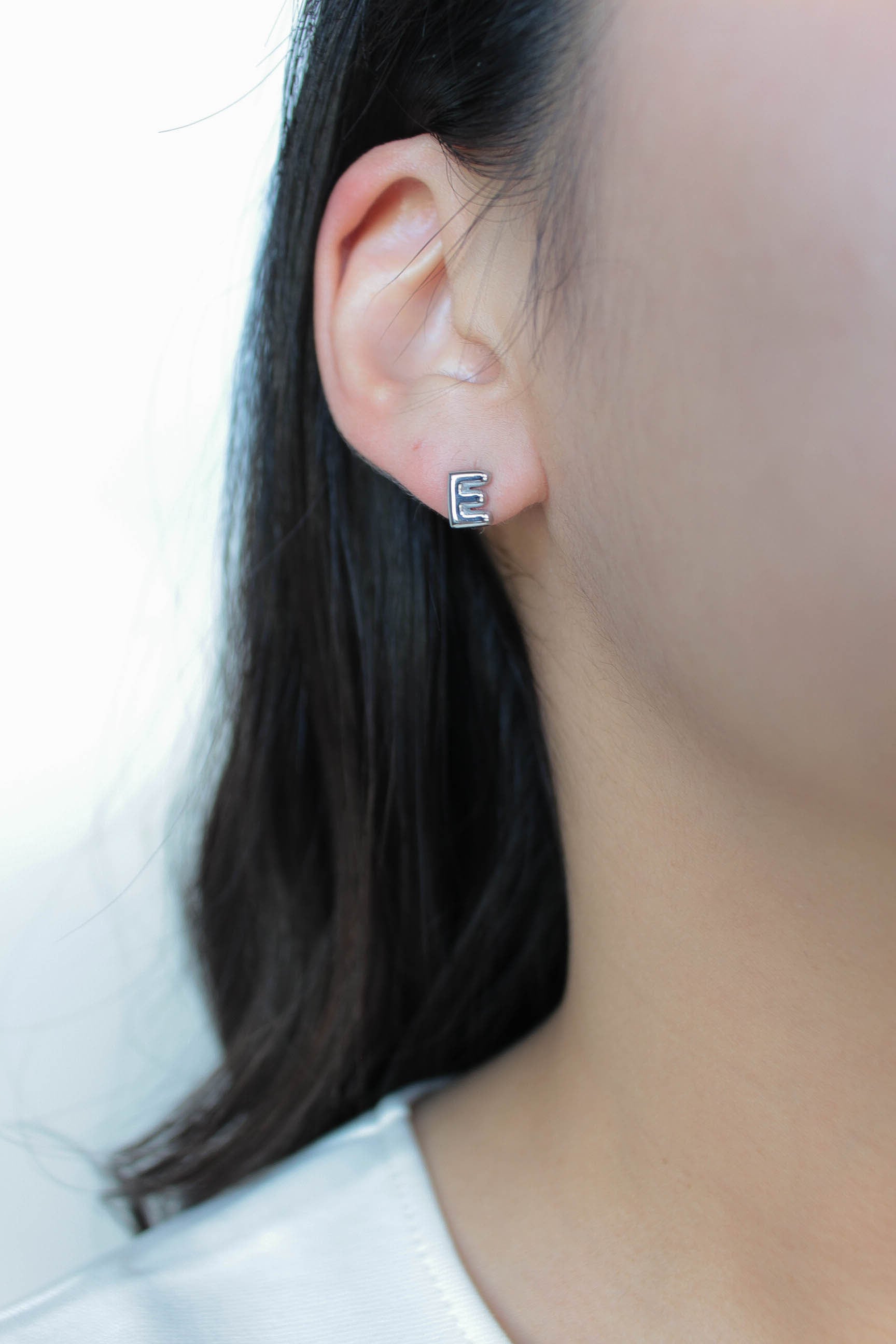 Alphabet Chubby Pierce / Silver | ebine(エビネ)|金属アレルギー対応