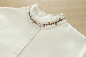 刺繍入りフリルスタンドカラー 裏起毛長袖シャツ H 28258