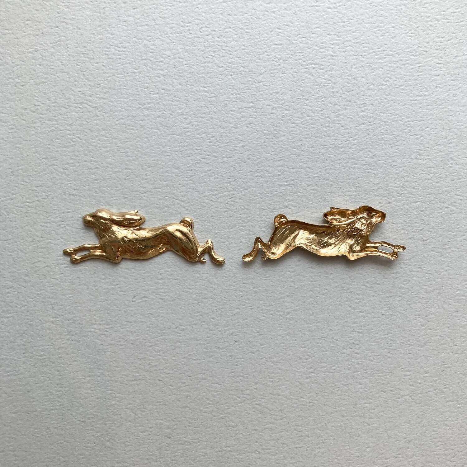 最終入荷〉USA真鍮 駆けているウサギパーツ | Dua-アクセサリーパーツ