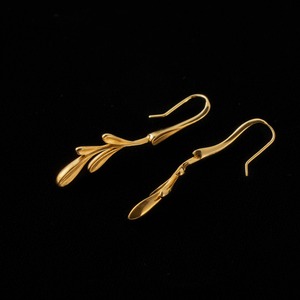 Gold  pierced earrings GMA22ピアス Olive