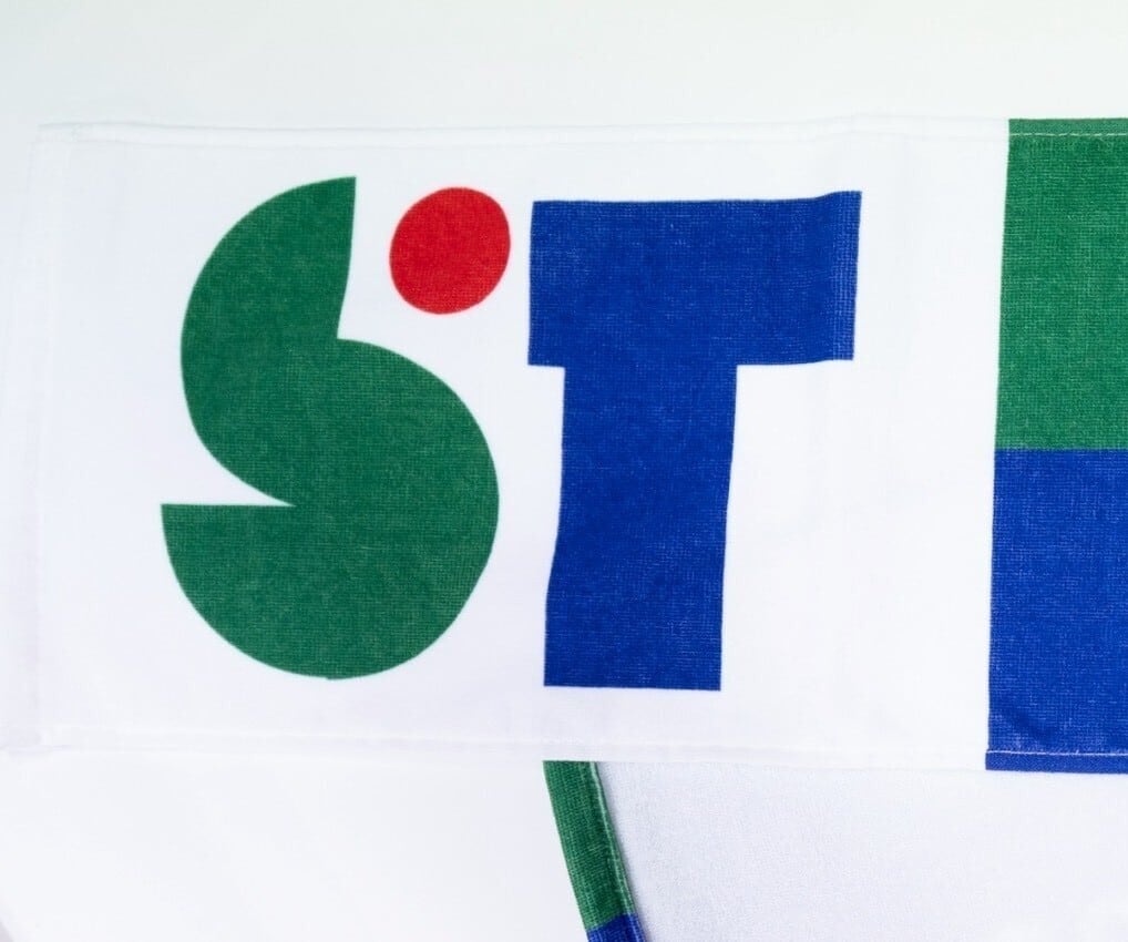 サナ活定番グッズ” サナエタオル | チームサナエ Veanas号公式グッズ