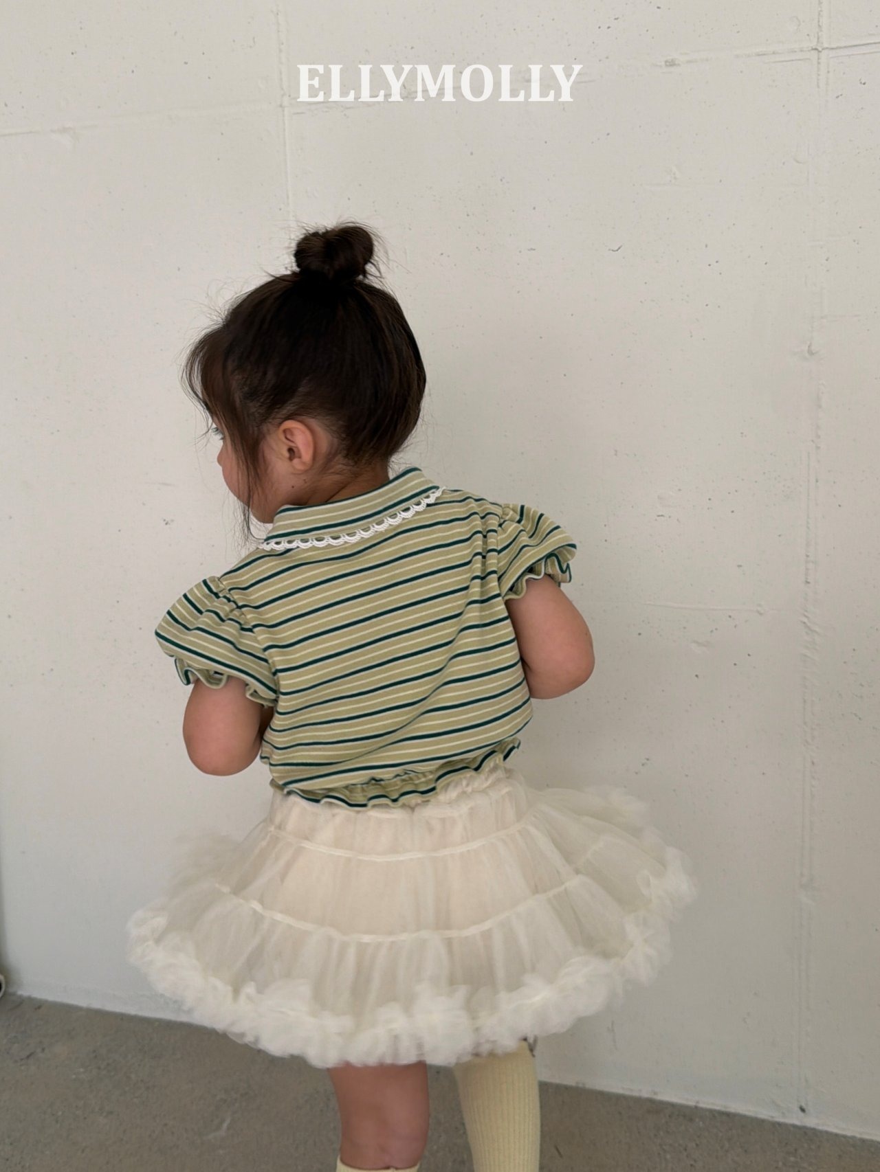 [ELLYMOLLY] Curling Collar Frill Tee +fee2 / [엘리몰리] 컬링카라프릴티