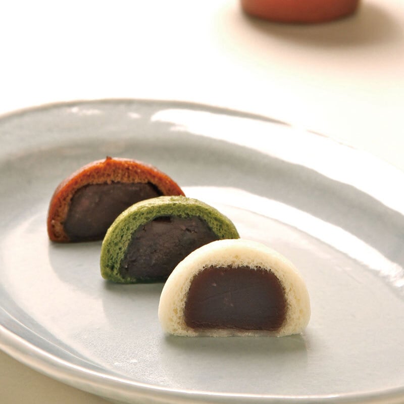 饅頭 お知らせ】 今日発売のBRUTUS 2月号に 弊社「味噌饅頭」が 長崎県代表