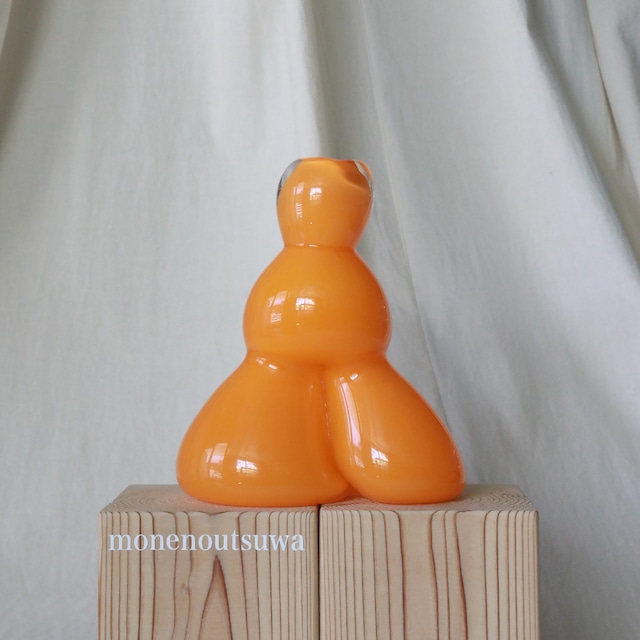 ミヤウチモネ - drawing series - BIG marshmallow (orange)  一輪挿し