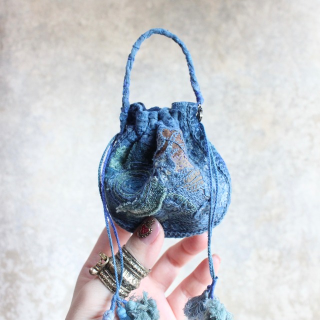 Hand embroidery bag charm/手刺繍の巾着