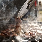 【数量限定！】黒毛和牛　リブロース　焼肉用　200ｇ　A4ランク　極上の旨味、贅沢な焼肉体験♪【北海道豊頃町 安藤牧場生産】