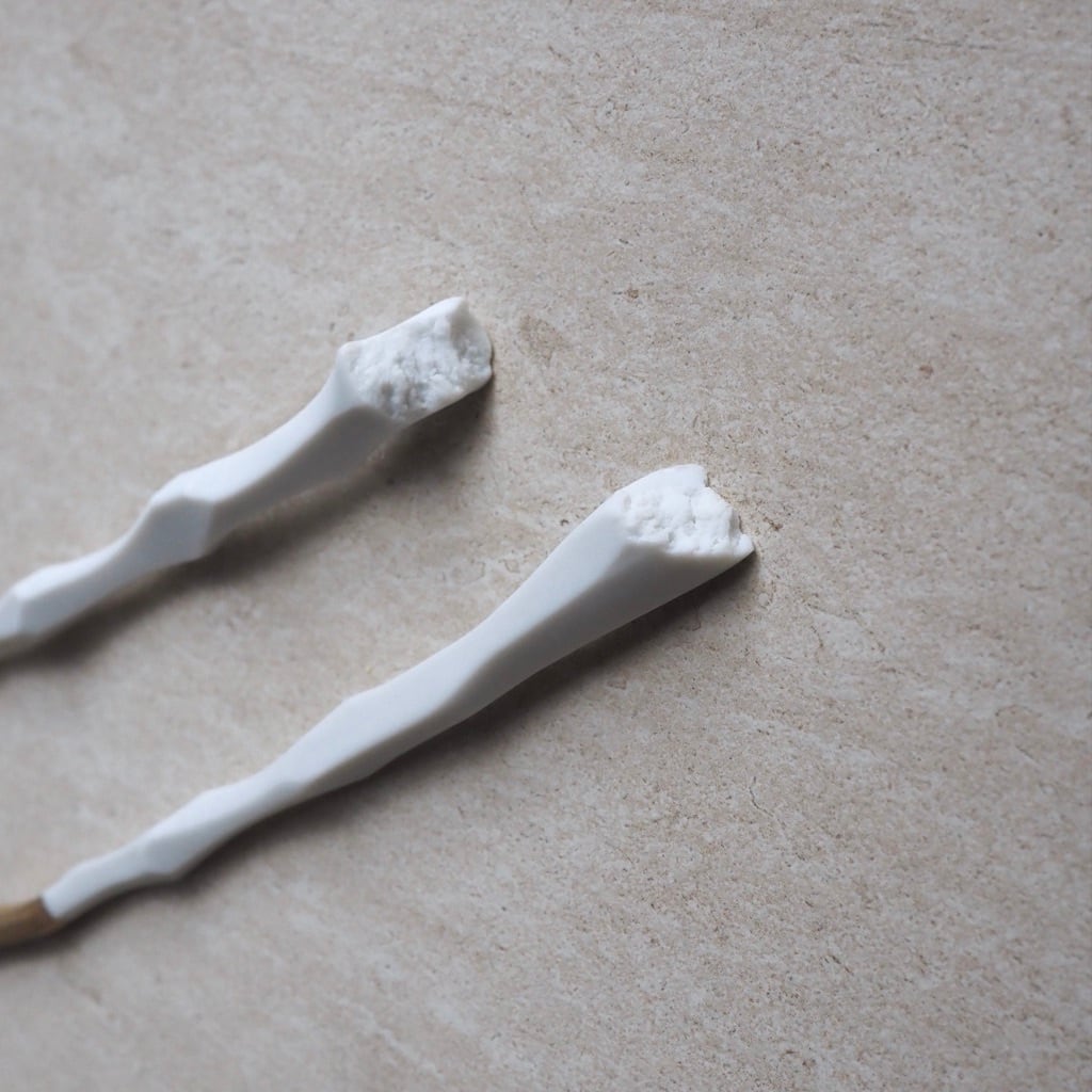 木下 和美/白磁 白x金 茶針