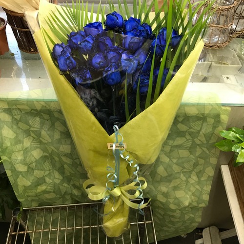 ブルーローズの花束