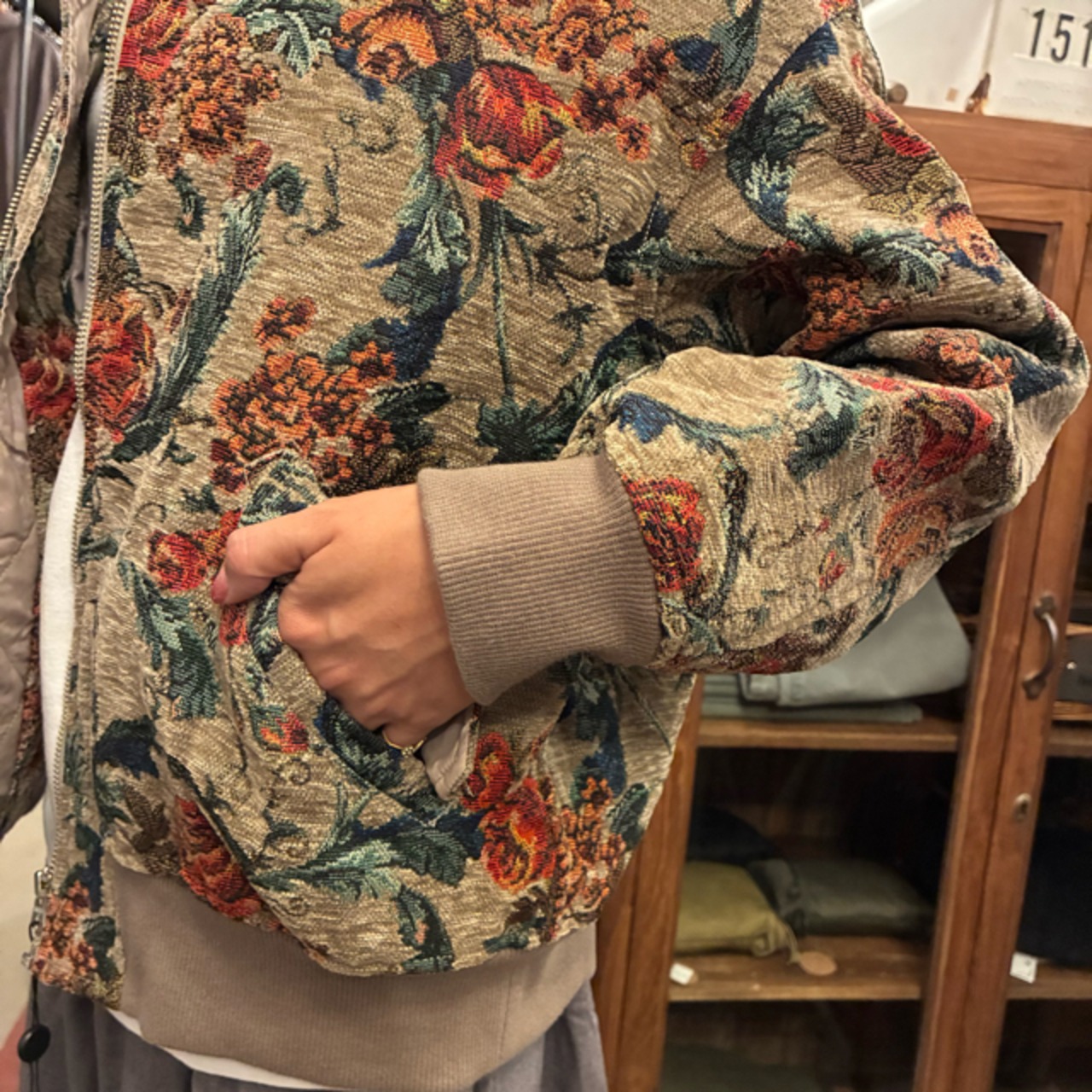 TISSU　ティシュ　ゴブランリブブルゾン　ベージュゴブラン　ゴブラン織り　花柄　ジップ　ジャケット　アウター　日本製