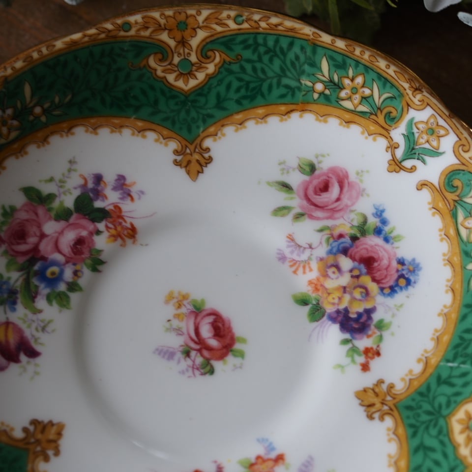 英国Paragon】パラゴン 1940年代製グリーン＆金彩フローラル トリオ