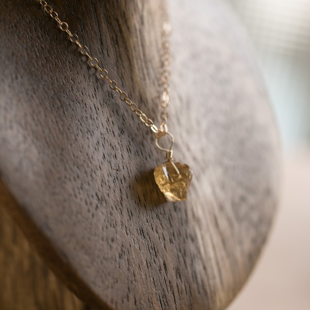 レア☆ゴールデンハニーシトリン原石ラフカットAAA★一粒ペンダント☆