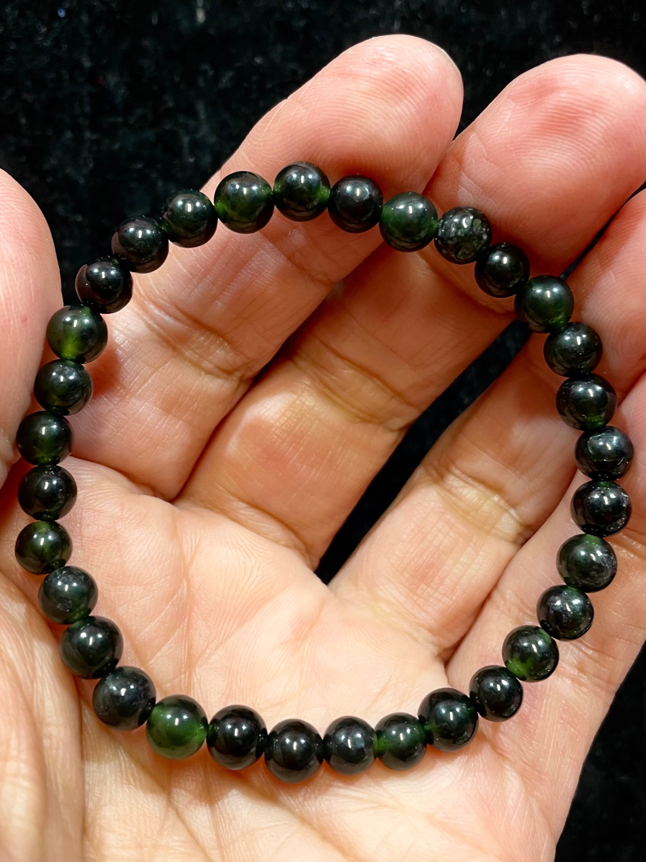 11) 人生の真髄・神々の石「神居古潭」6mmブレスレット