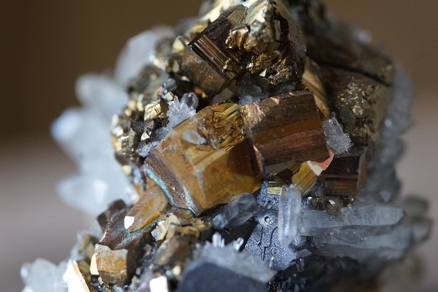 クォーツ/ゴールデンパイライト/ガレナ Quartz/Pyrite/Galena