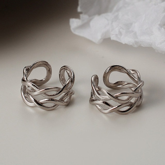 Crossing Ear cuff