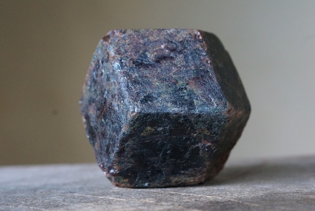 アルマンディン・ガーネット④ Almandine Garnet