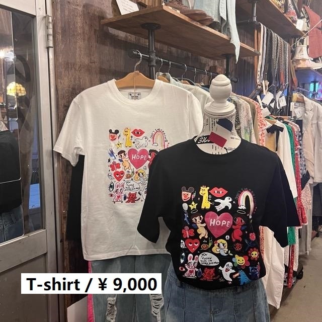 TOPANGA Lady's ドローイングエンジェルTシャツ　全2色　ホワイト　ブラック　Mサイズ　Lサイズ　ファッション　Tシャツ　お絵描き風　イラスト　ユニセックス