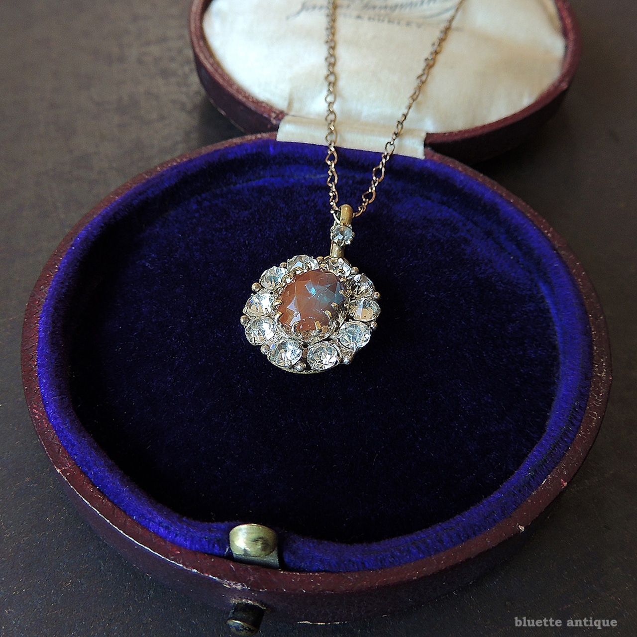 アンティークジュエリー サフィレット オーバル ペンダント