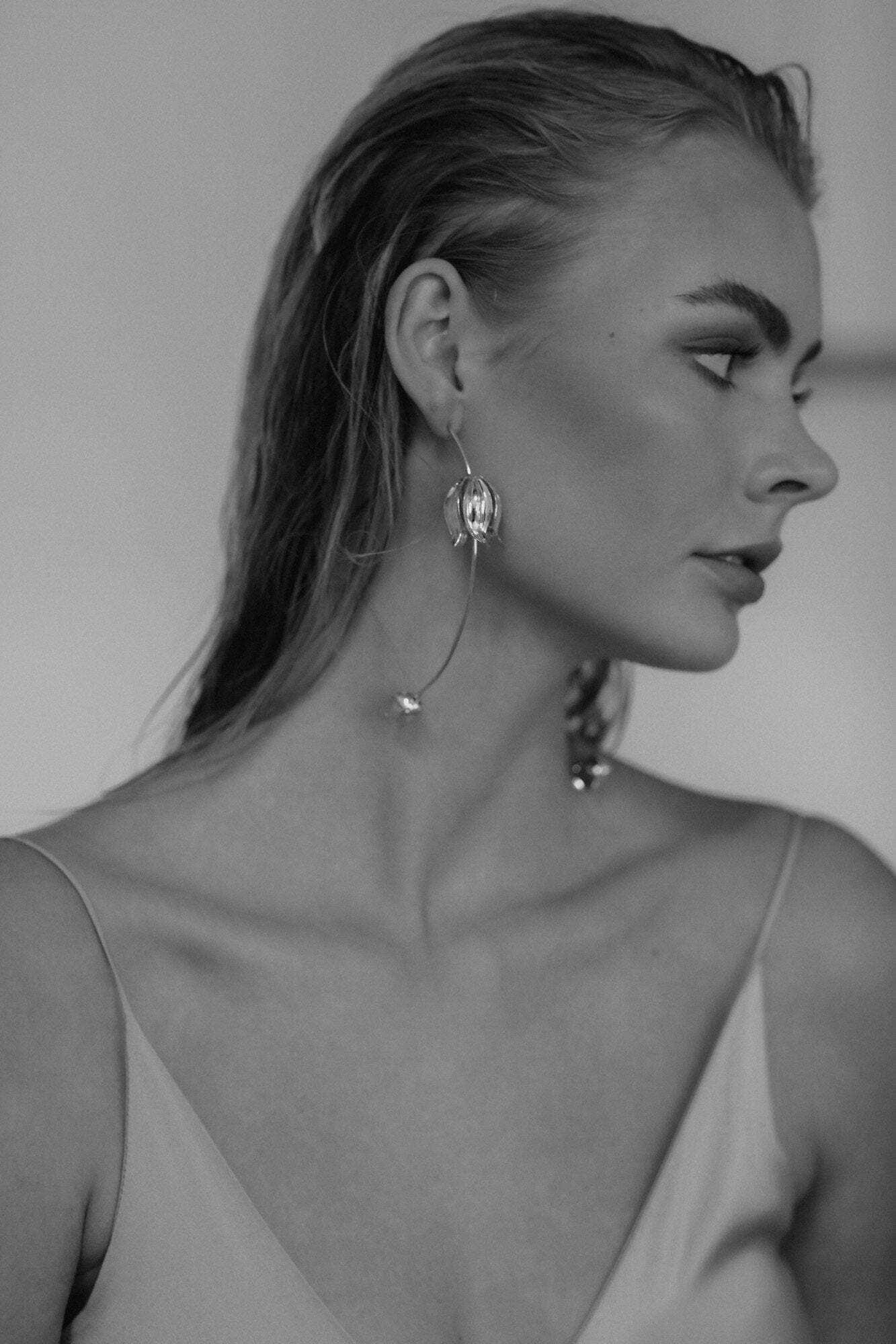 a.b.ellie tulip stem pierce エイビーエリー ピアス レンタル | bijouxO