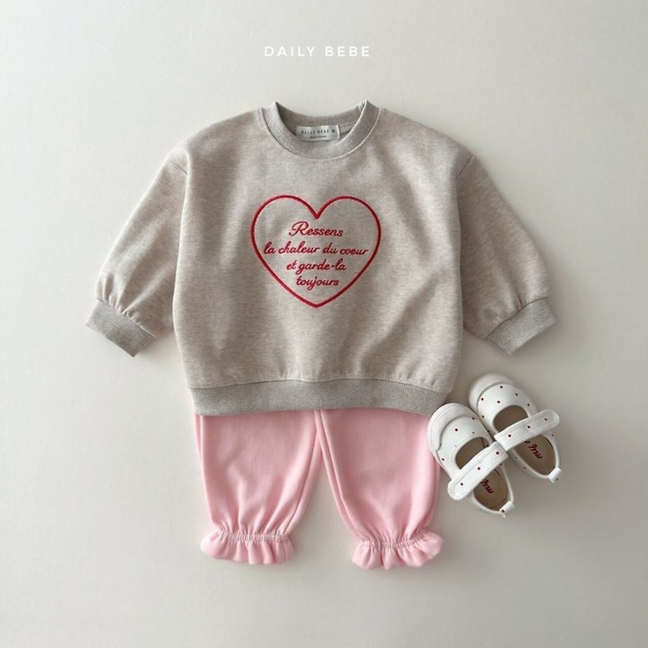 韓国子供服 / 26Autumn / 〖取寄〗DAILYBEBE / フリルジョガーパンツ / キッズ服 / ジュニア服 / 秋服 *XS~JL*