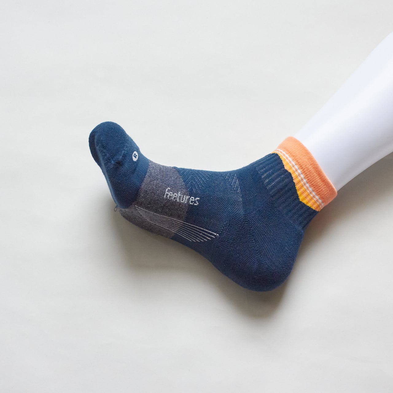 Feetures（フィーチャーズ）Trail Max Cushion Quarter -Blue Ridge