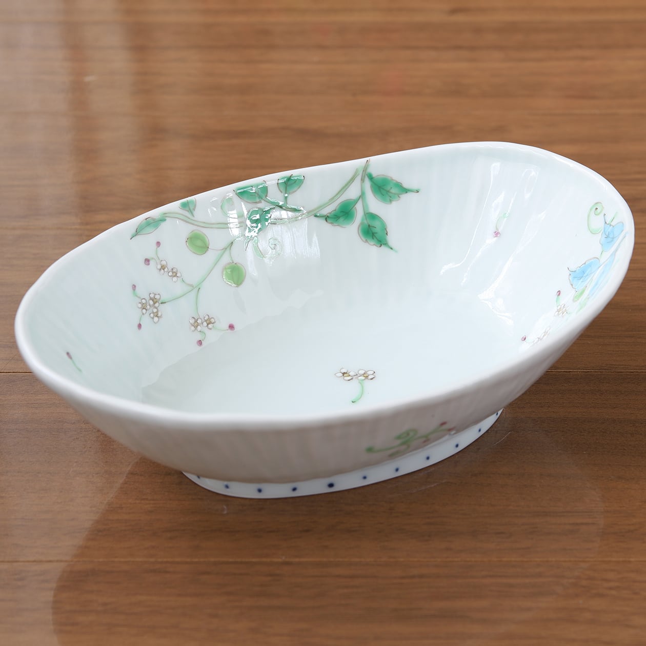 うつわ藍水 | 楕円鉢 フウセンカズラ ｜波佐見焼 | にっこう生活館