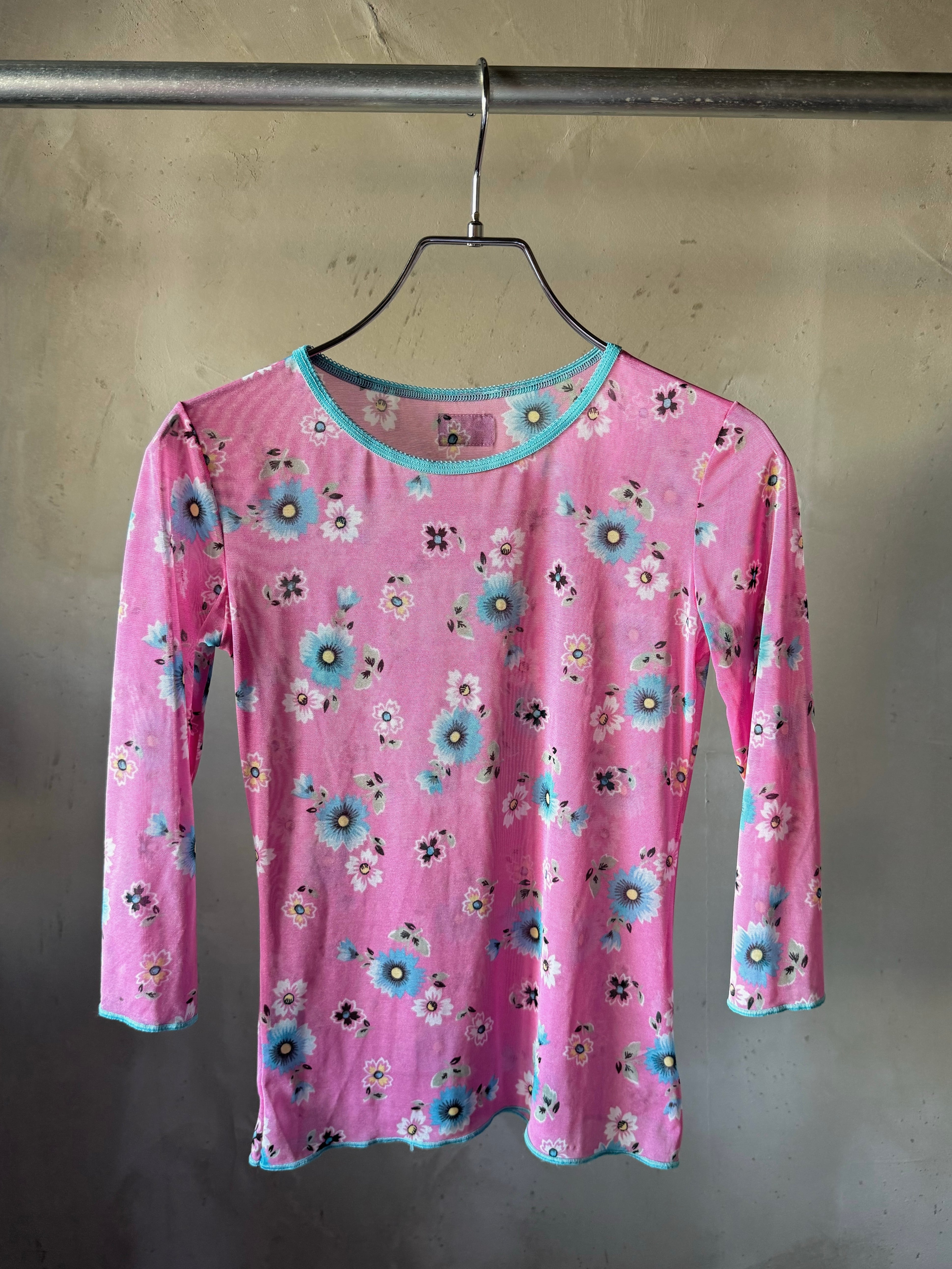 Dolce & Gabbana see-through flower back logo