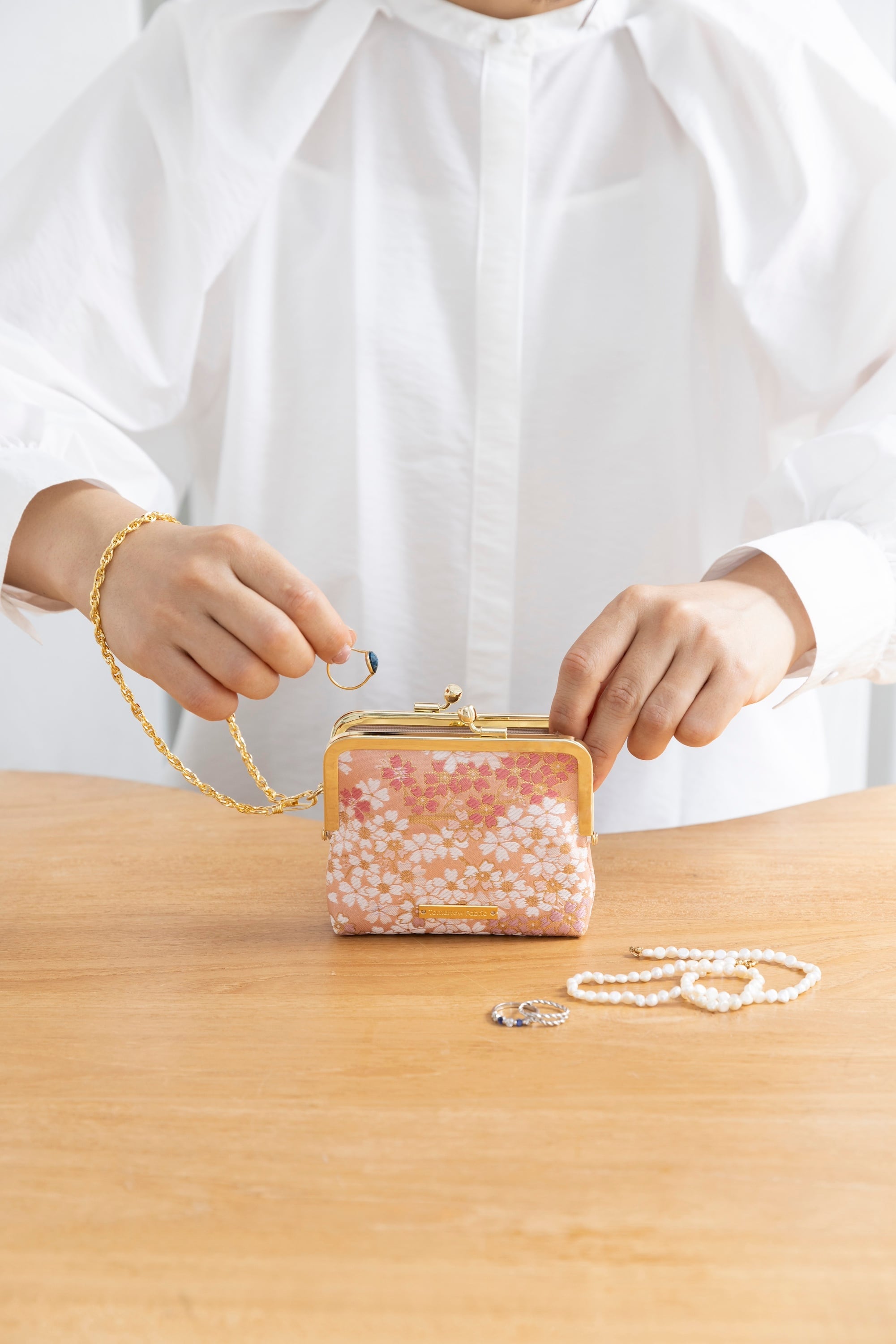 西陣織チェーン付ミニ財布 SAKURA / NWS2【人気商品】 | Tomorrow Fabric