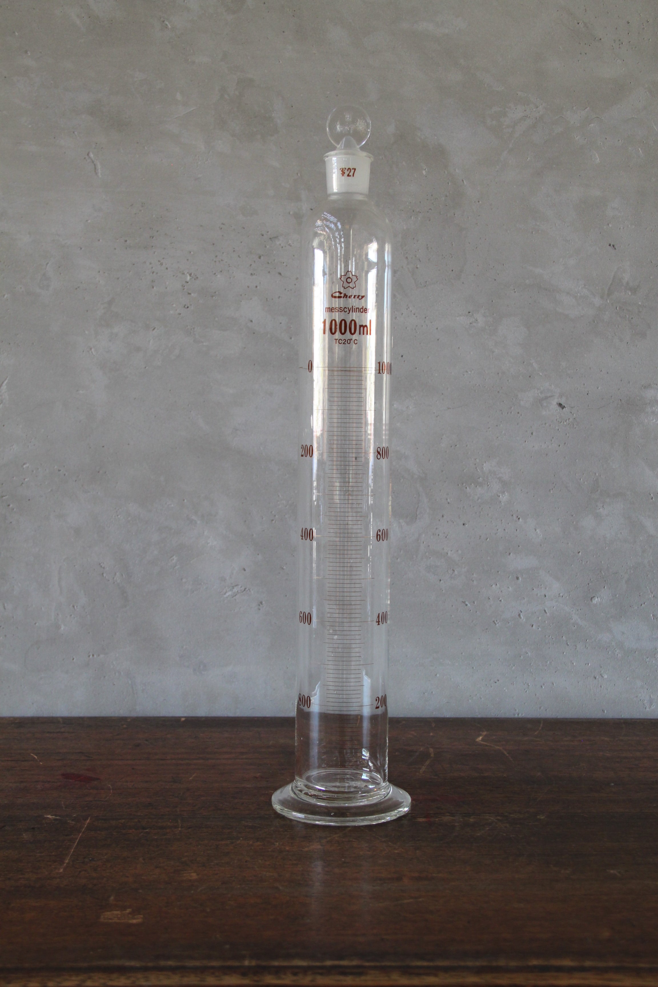 送料無料】メスシリンダー 古道具/アンティーク/瓶/レトロ/ガラス/蓋