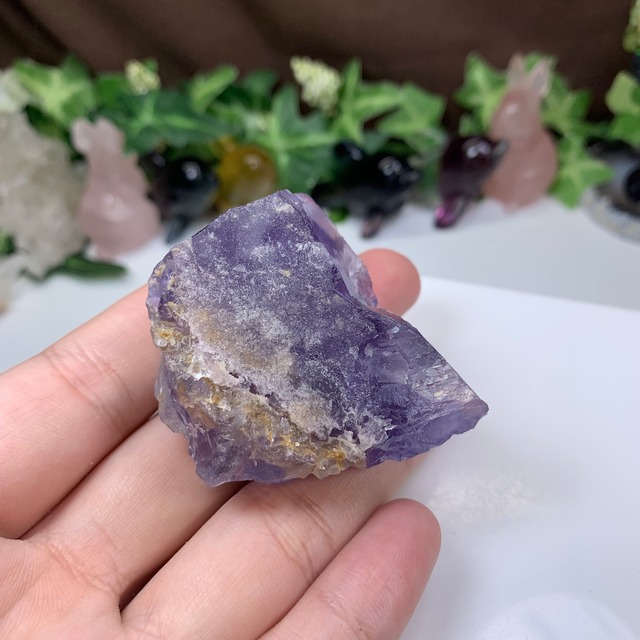 44.幻想的な色合い☆ヤオガンシャン産・パープルフローライト原石