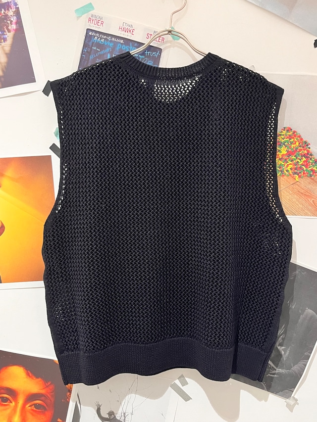 WRAPINKNOT : MESH KNIT VEST WK124-MVE01 C/# BLACK SIZE 3