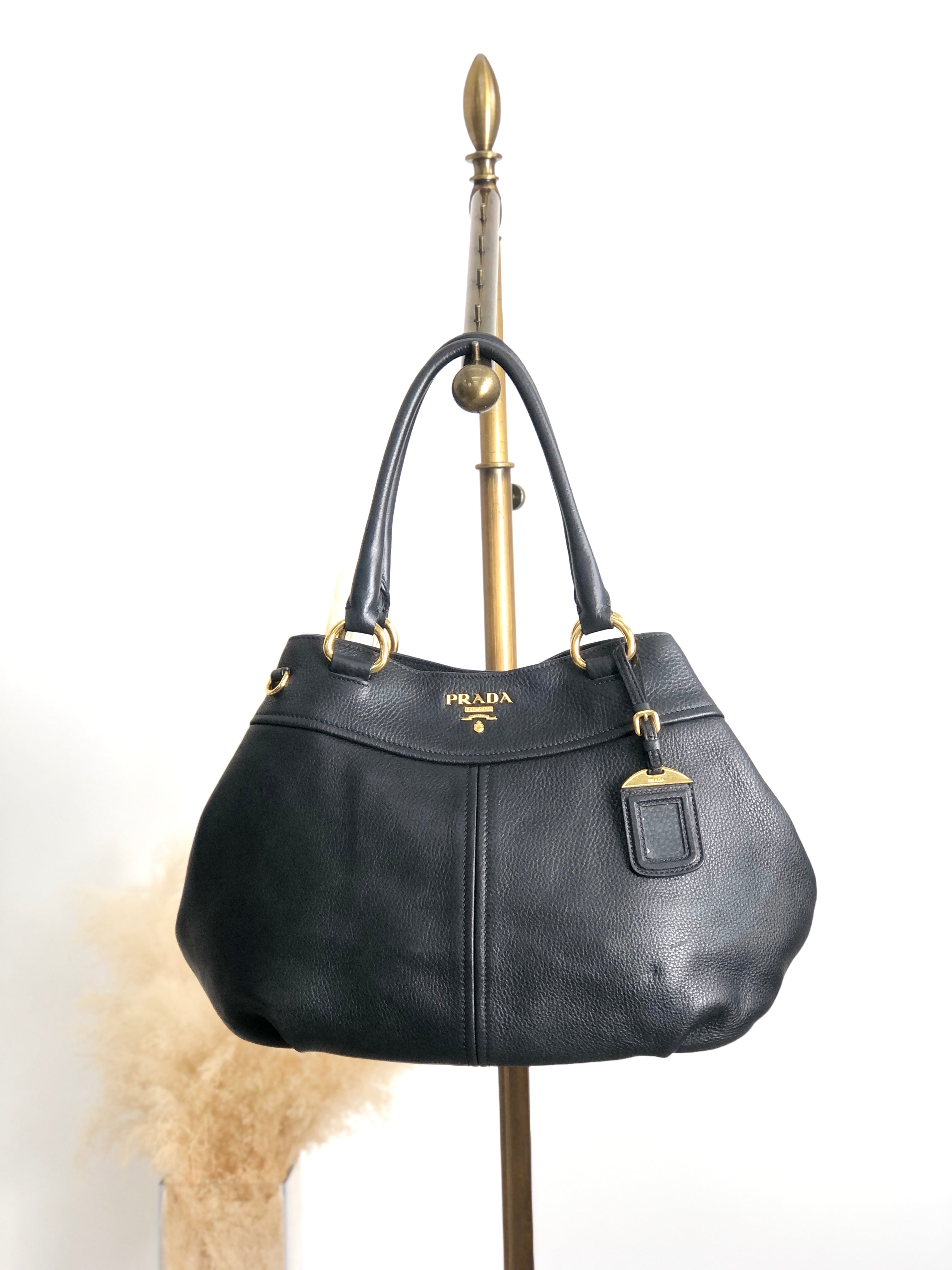 PRADA プラダ ハンドバッグ ブラック ロゴ レザー vintage