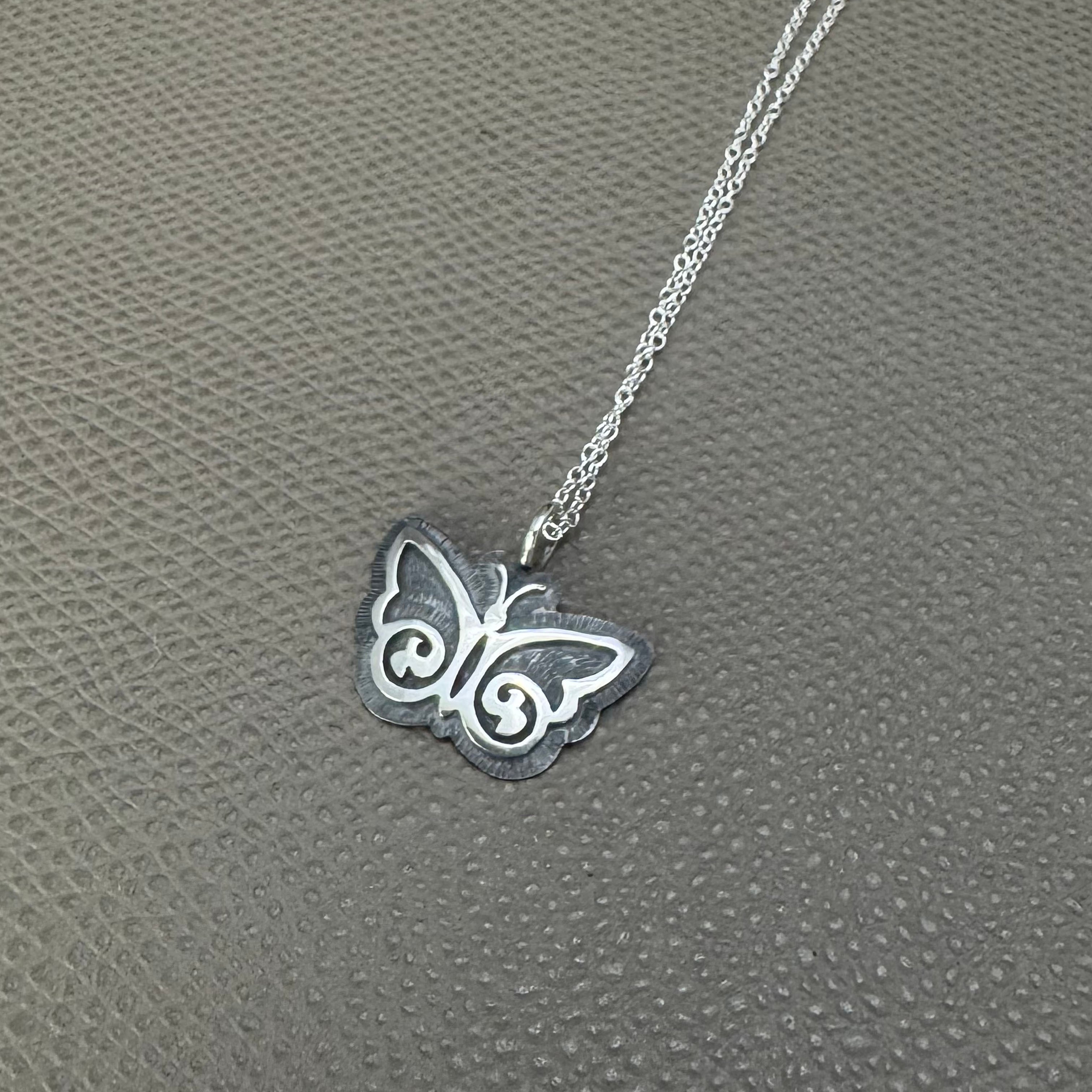 HOPI（ホピ）族 Ruben Saufkie（ルーベン・ソフキー）作 ベアパウ