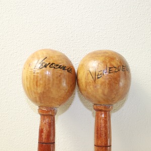 ベネズエラの民族系打楽器　マラカス　ペア