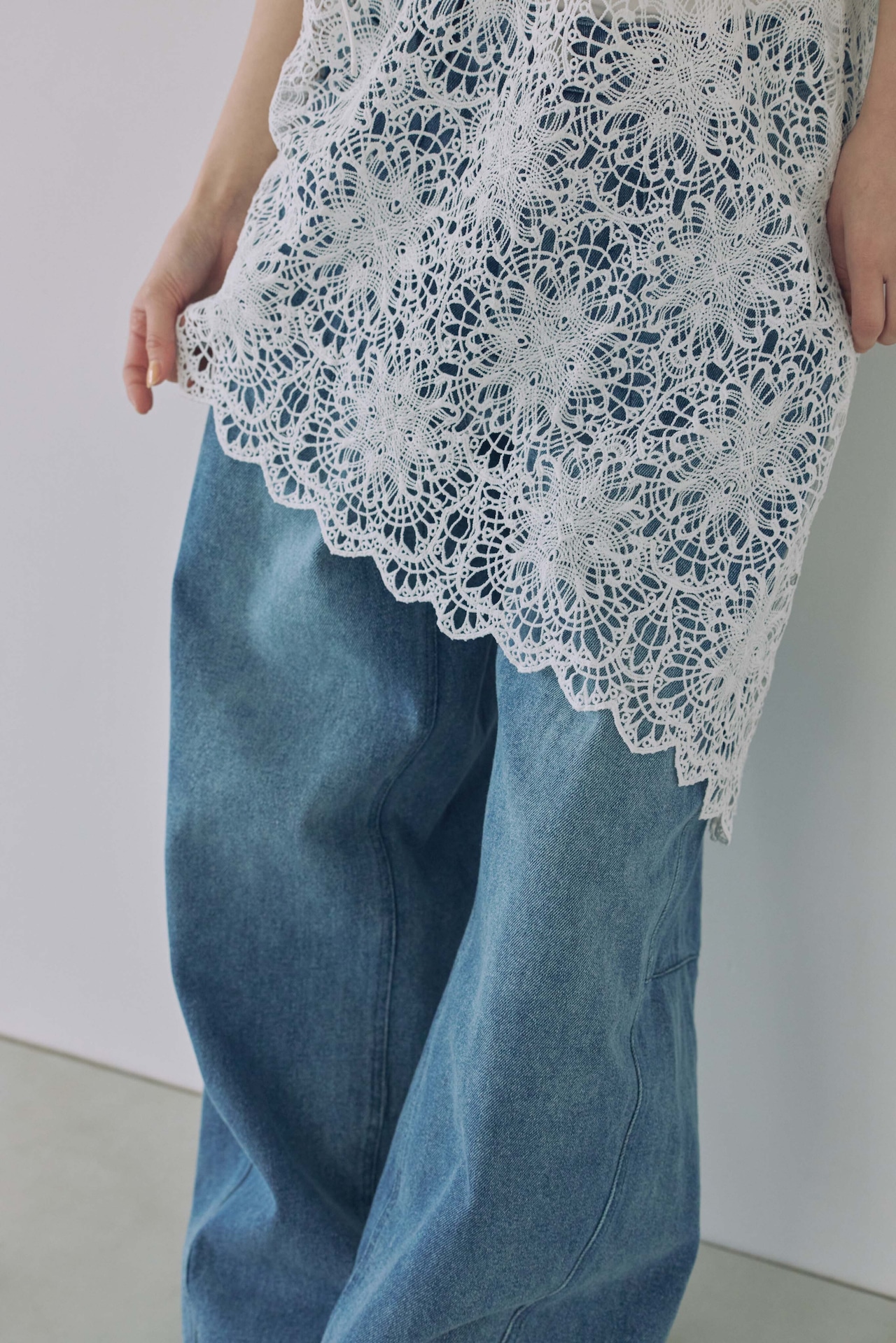 DU260536 2Way Lace Camisole