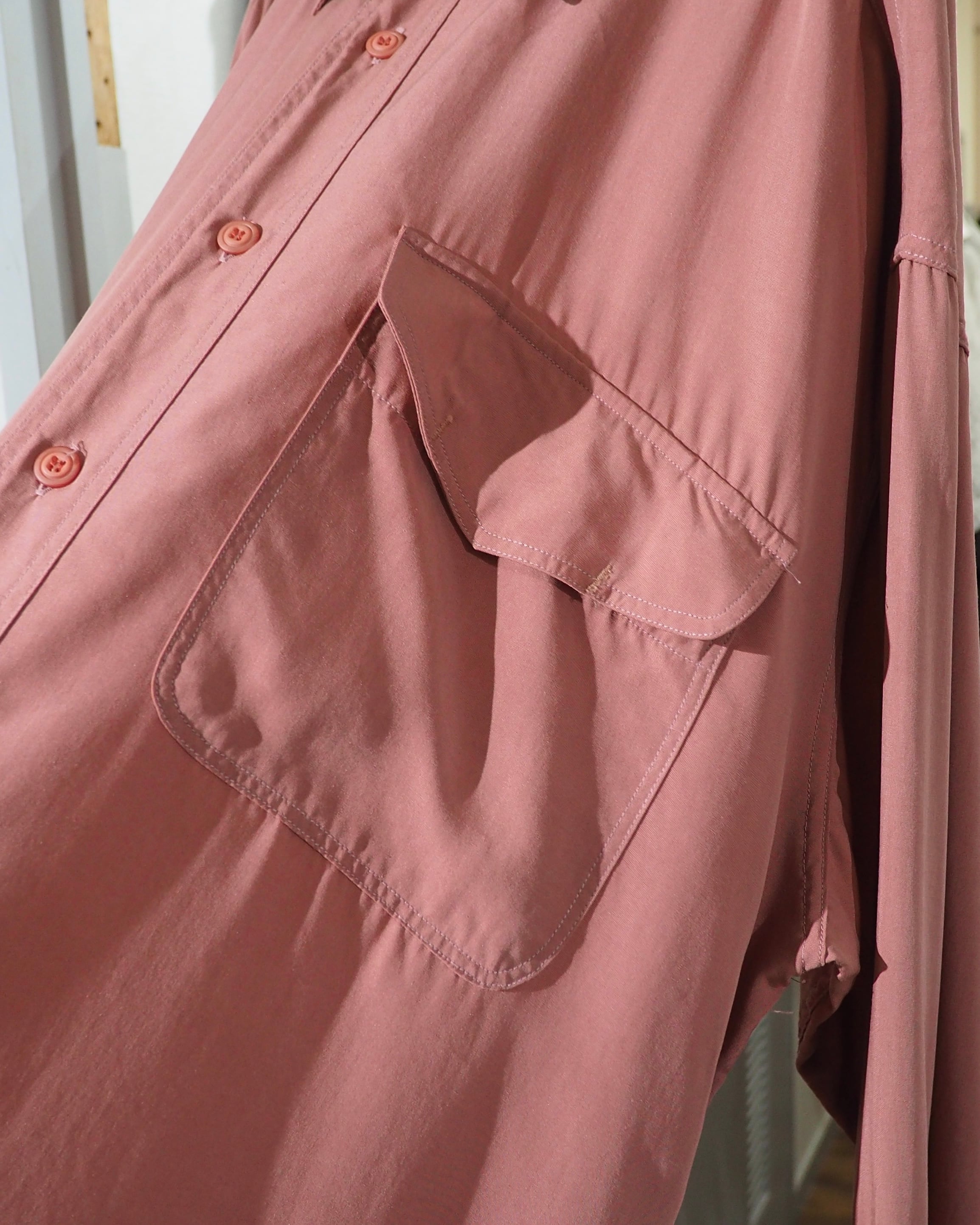 1990s " Allegri ‐ 鈍煤 " Beautiful Dusty Pink Color vintage Drape loose shirt